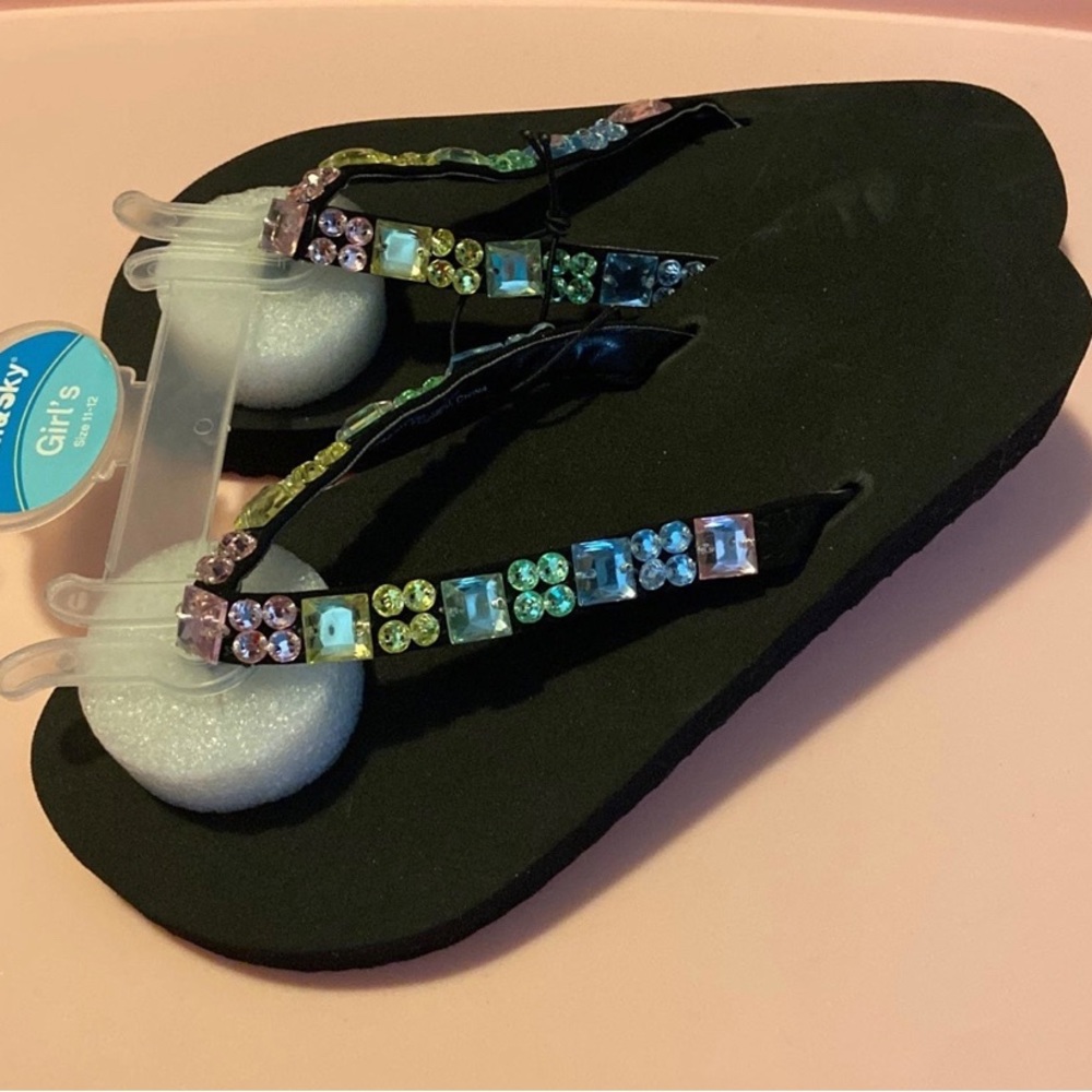 Sun & Sky-Girl’s Rhinestone Sandals. Sz.11-12